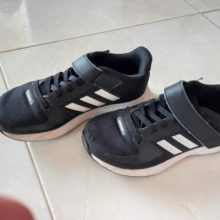 Basket - ADIDAS - PGS 789005  - Noir et blanc - Enfant - Garçon – photo 1