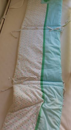 photo article Tour de lit bébé