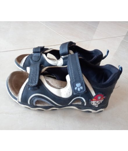 photo article sandales Marshall...