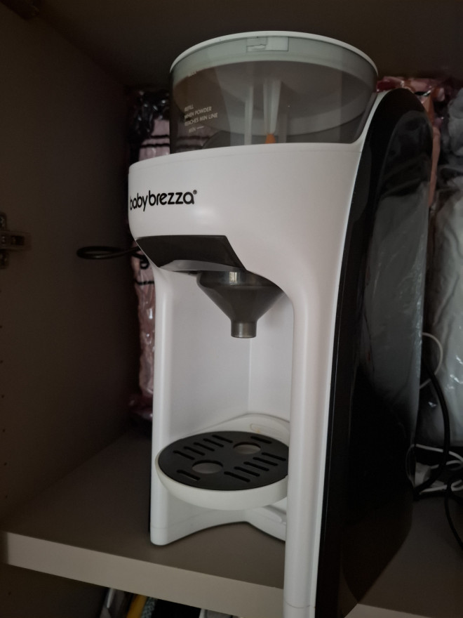 PRÉPARATEUR DE BIBERONS BABYBREZZA